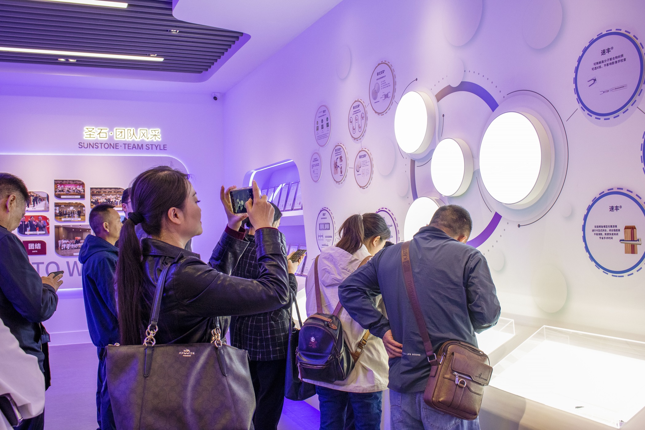 照片2-1.jpg 照片2-1.jpg